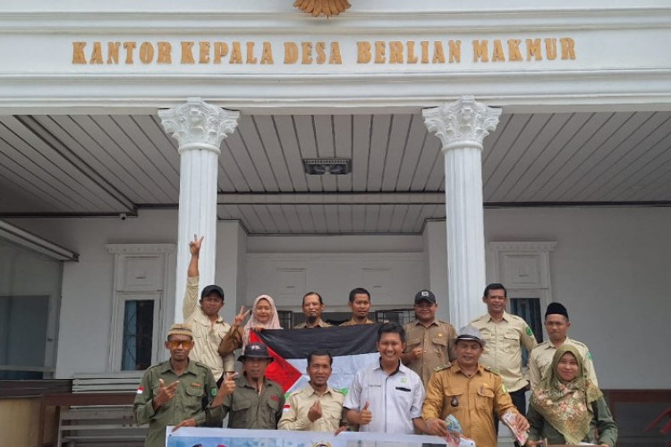 Antisipasi Musim Pancaroba, Kelurahan Berlian Makmur Salurkan Bantuan Beras Gratis Hingga 100 Kilo Lebih, Langsung Cek ke Kantor Desa